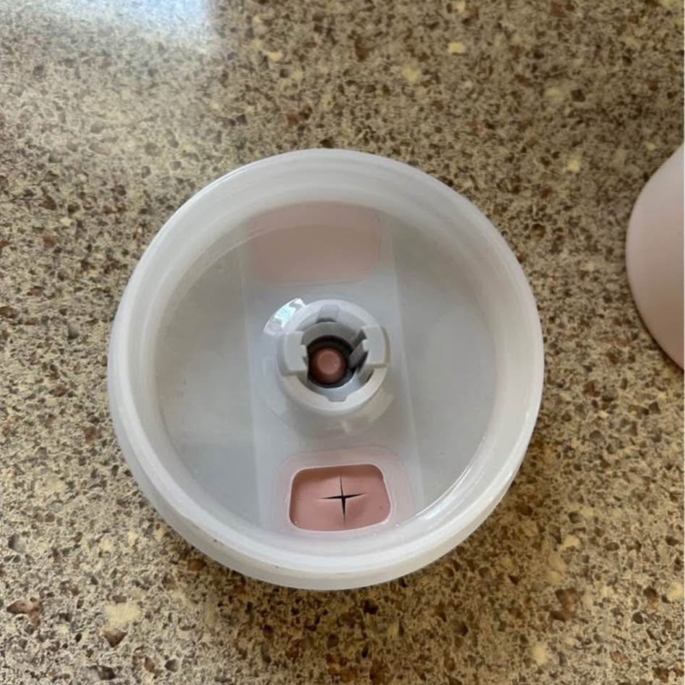 Stanley Soft Pink Insulated Mug - Picture 3 of 3